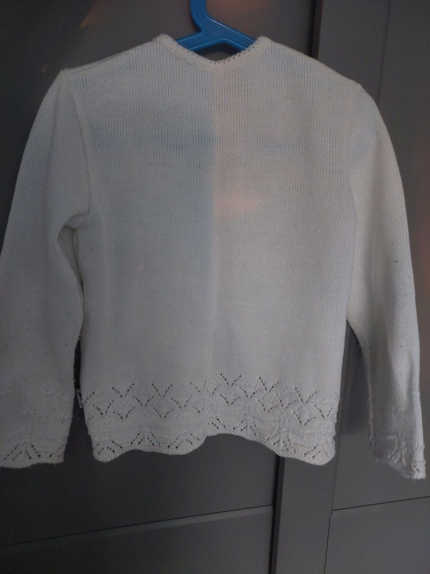 Sweter dziewczęcy r. 122