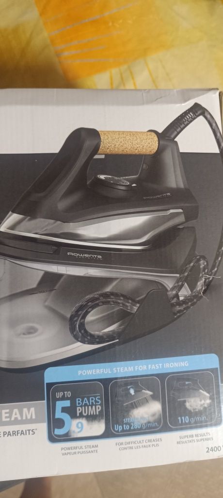 Ferro com caldeira Rowenta easy Steam VR7361FO Novo na caixa, garantia