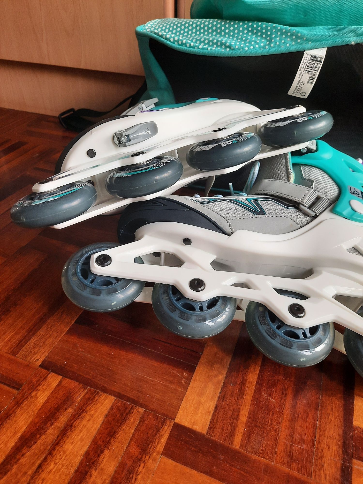 Patins em linha novo 4 rodas