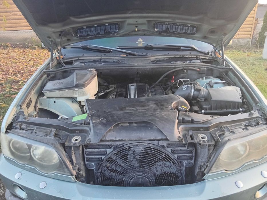 Продам БМВ Х5 е53 кузов, терміново