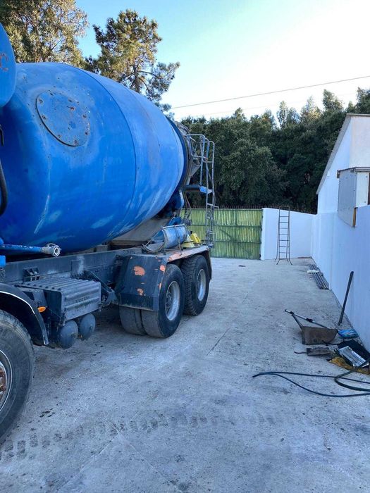 Camião betoneira