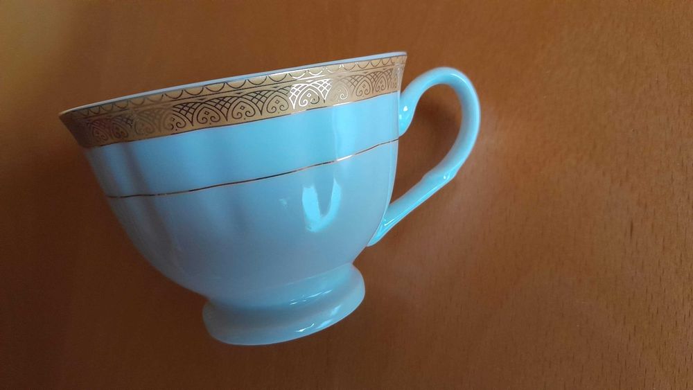 Komplet 6 filiżanek + 6 spodeczków