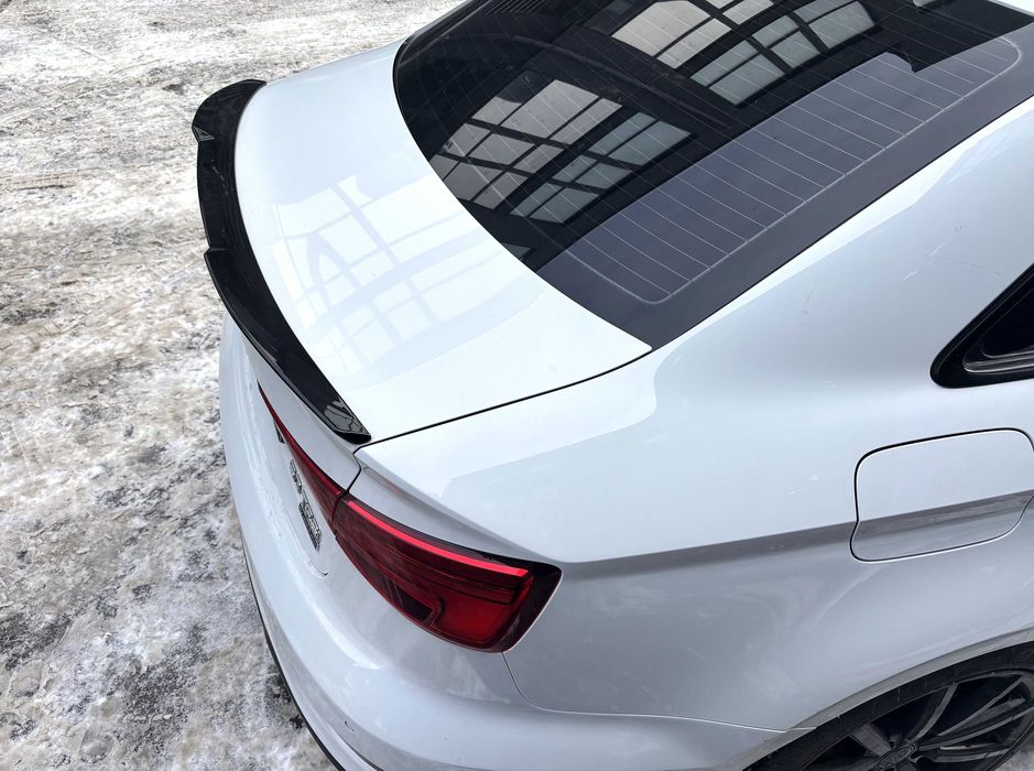 Спойлер чорний глянець Audi A3 V8 2014-2020 стиль М4 / ABS-пластик