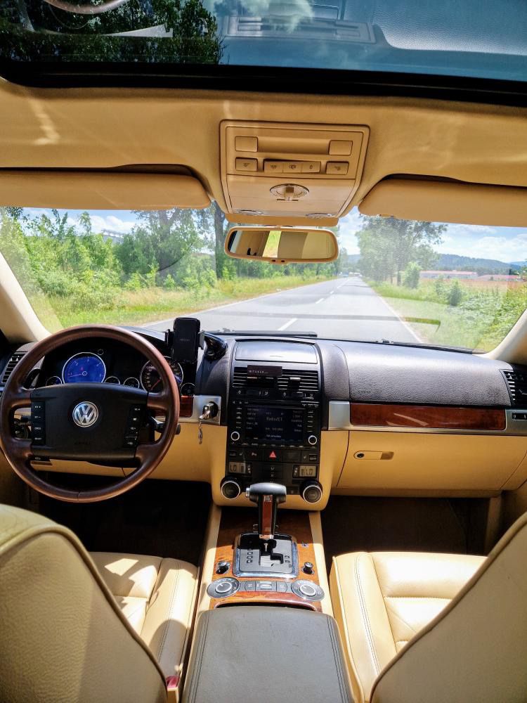 Volkswagen Touareg 2,5 tdi