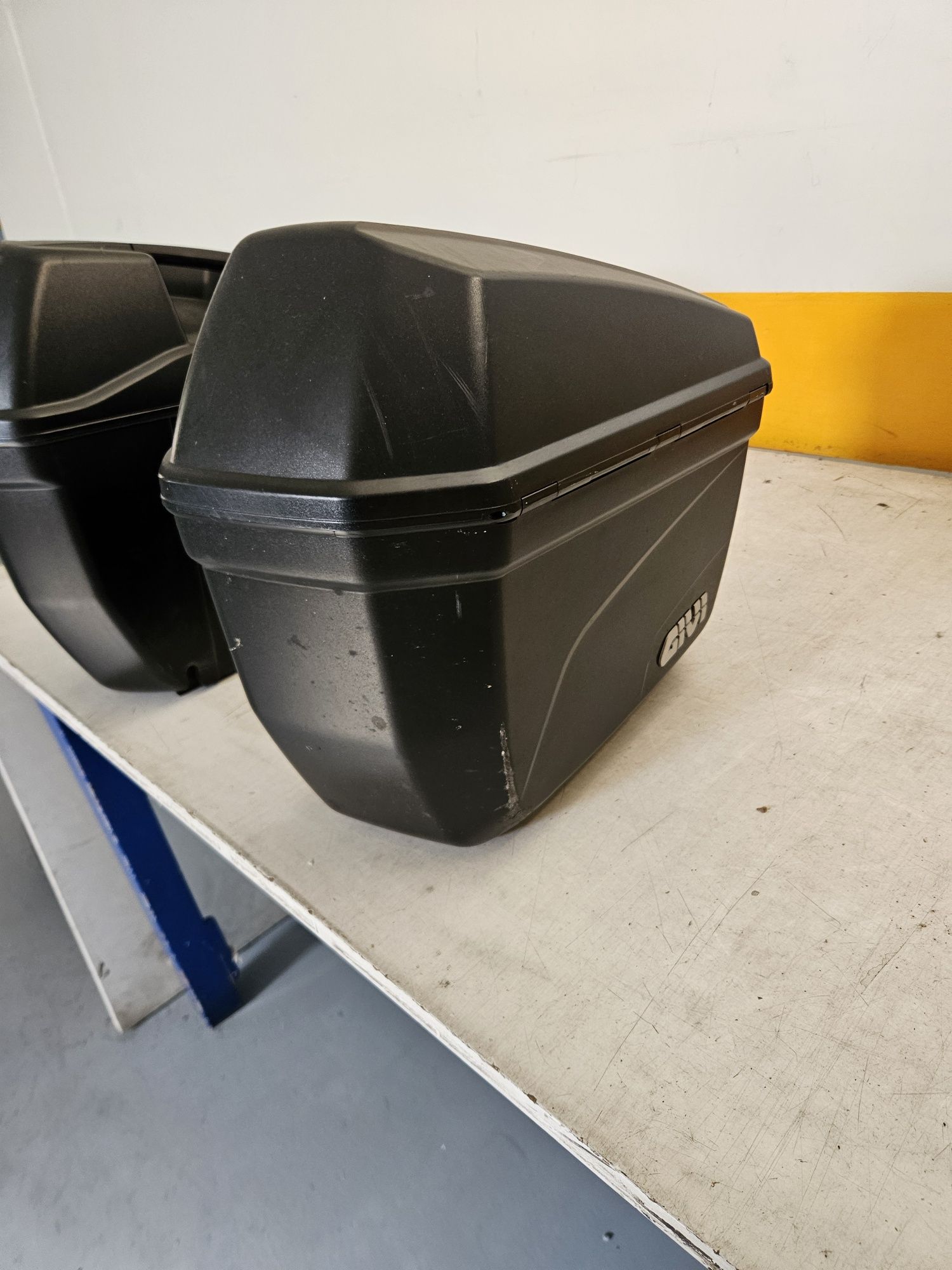 Malas laterais GIVI E22 monokey