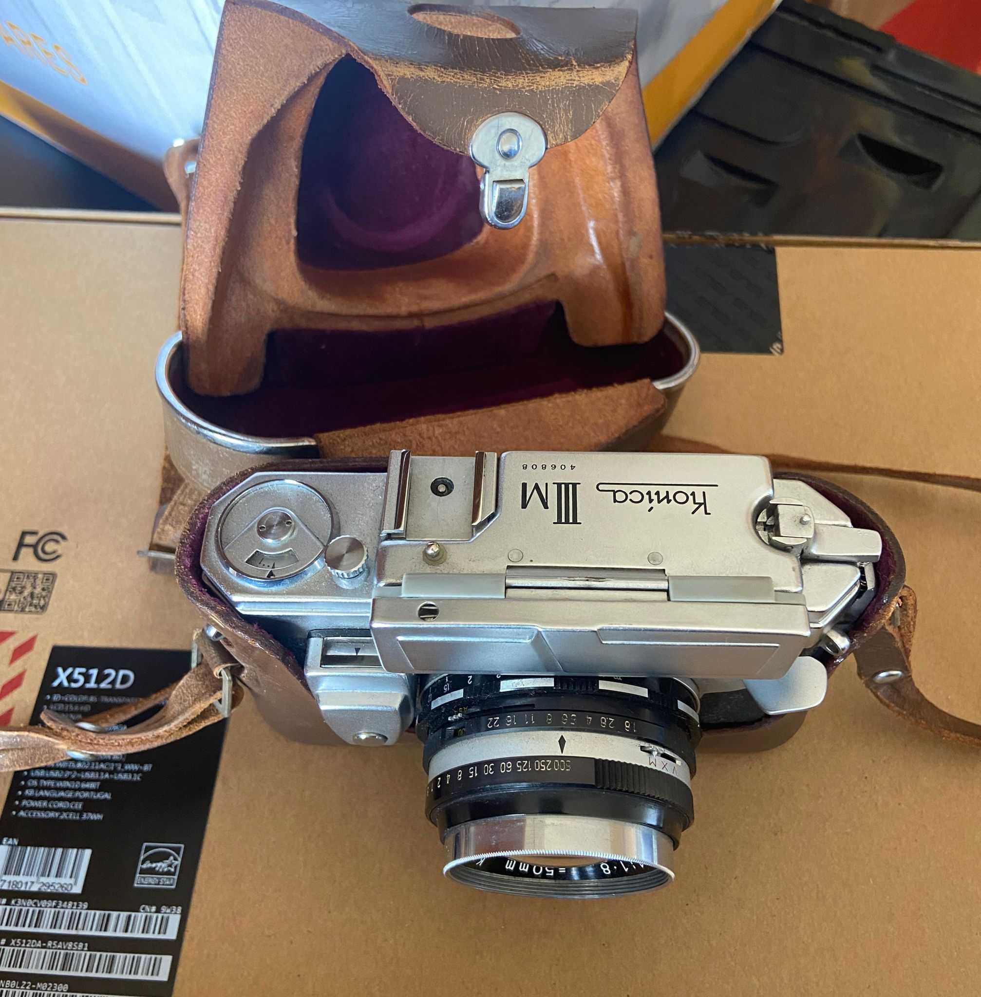 Konica IIIM com case original