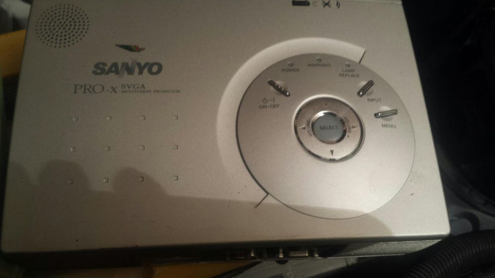 Projektor Sanyo .