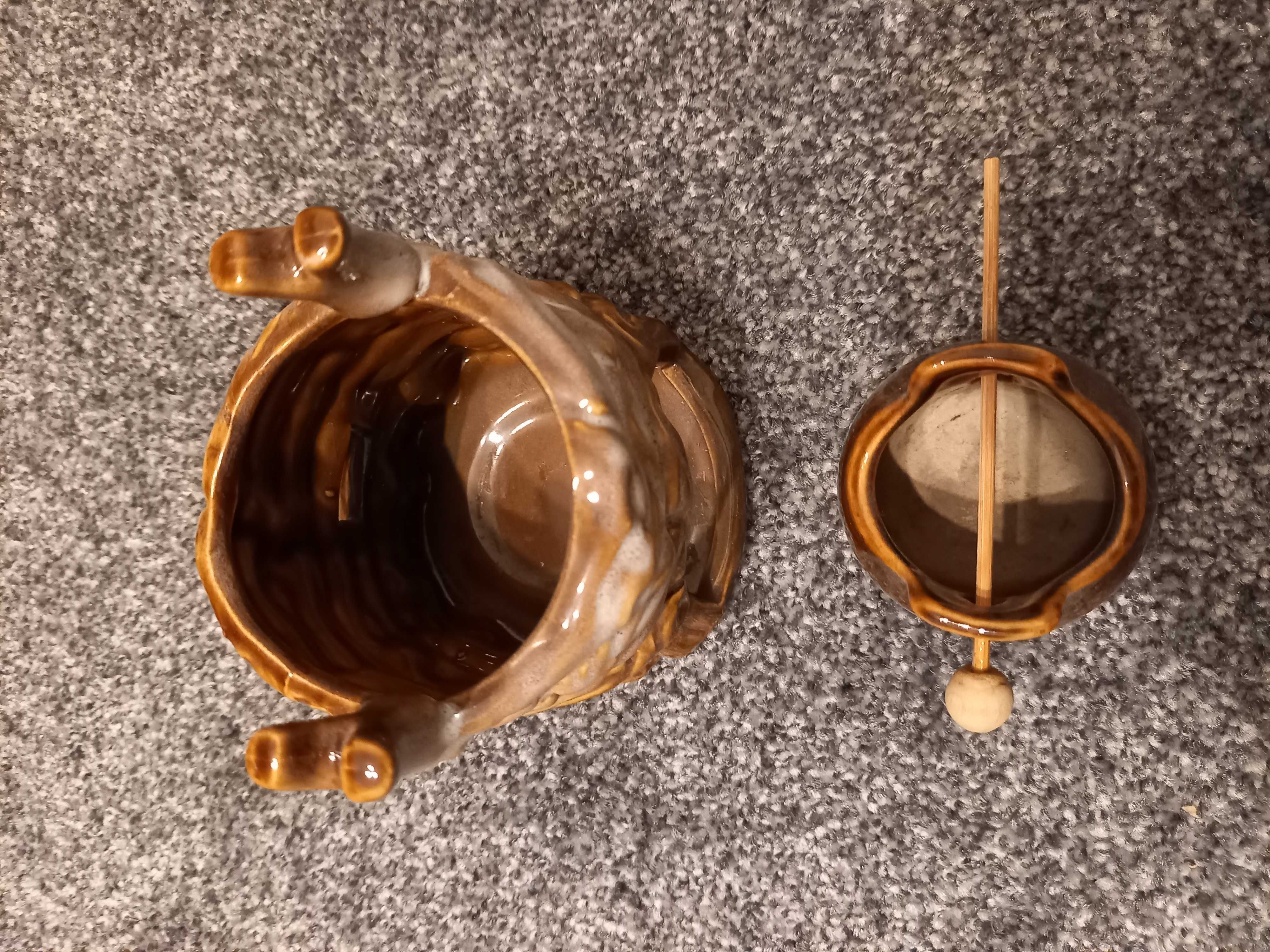 Kominek glinany do olejków aromatycznych