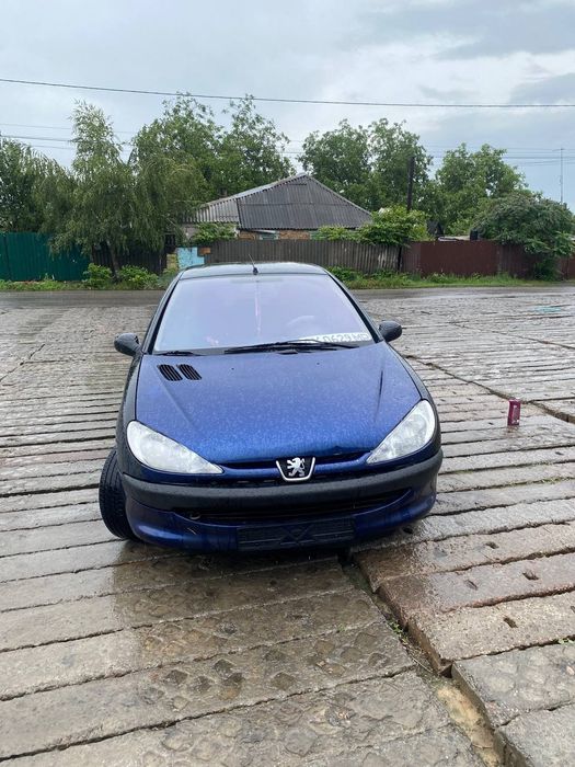 Продам пежо 206 рабочая лошадка