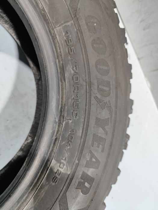2 pneus nortenha 195-70R15 C - Oferta dos Portes