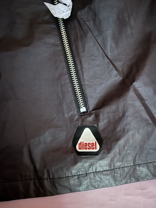 Wyprzedaż lekka kurtka męska Diesel.