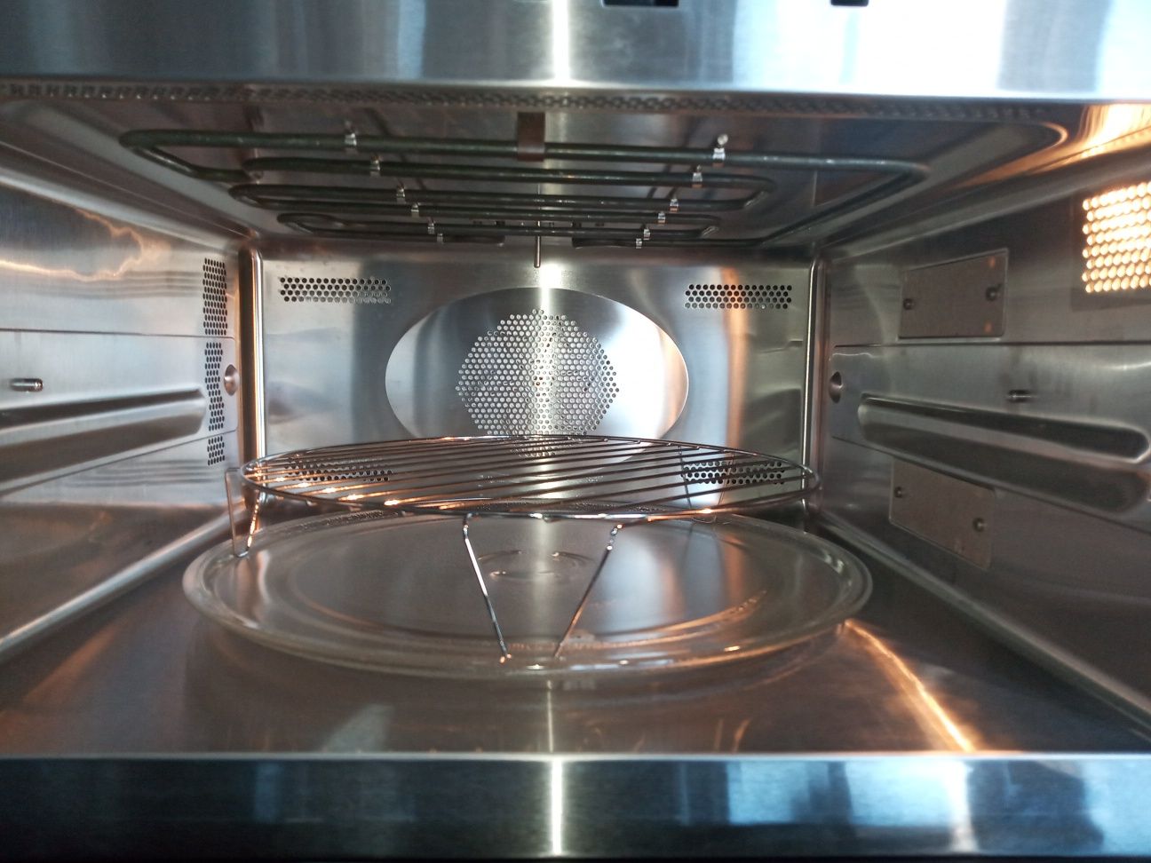 2в1 Духовой шкаф + микроволновка Whirlpool нержавейка из Германии