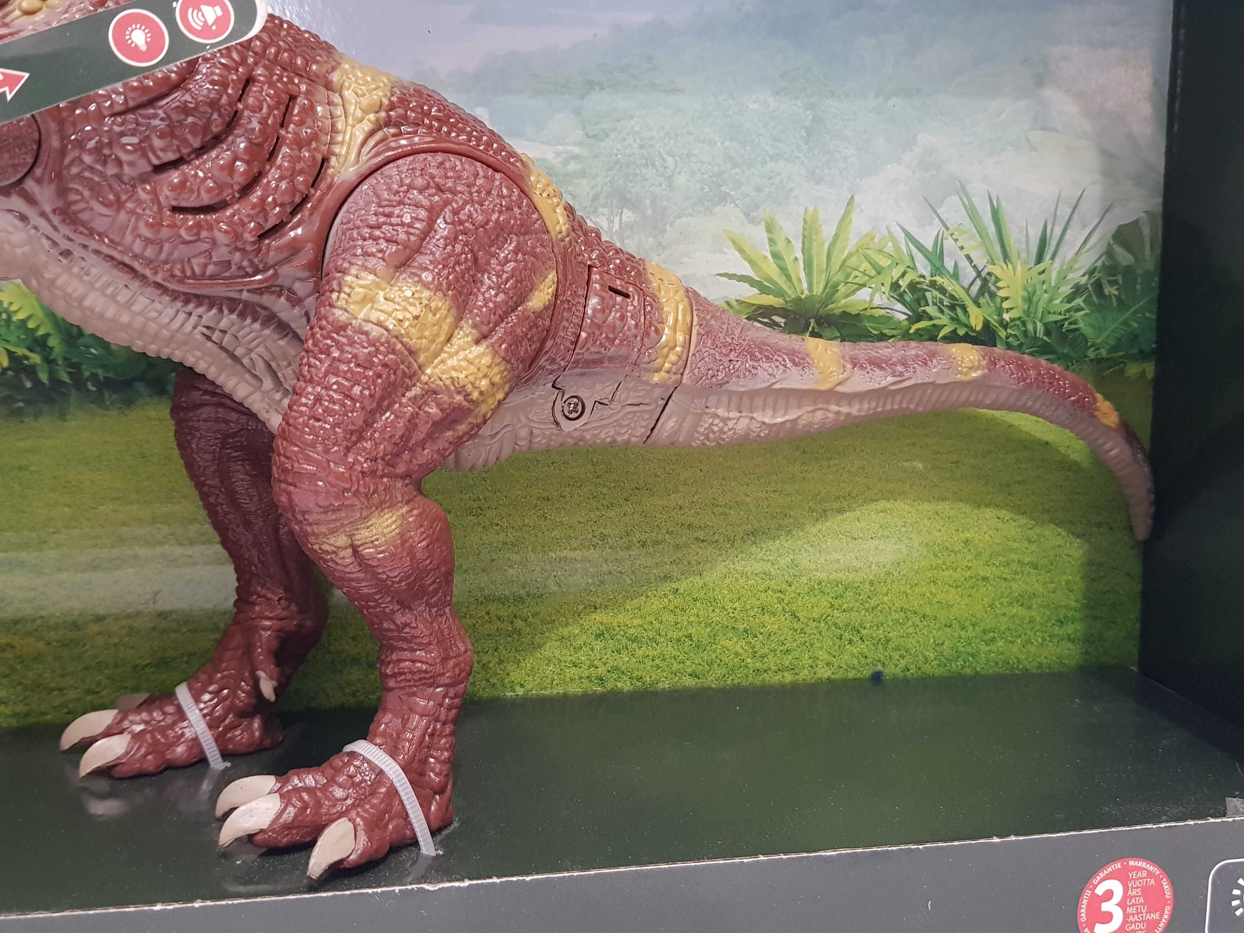 T-Rex Tyranozaur dinozaur z efektami swiatło dzwięk Playtive Nowy