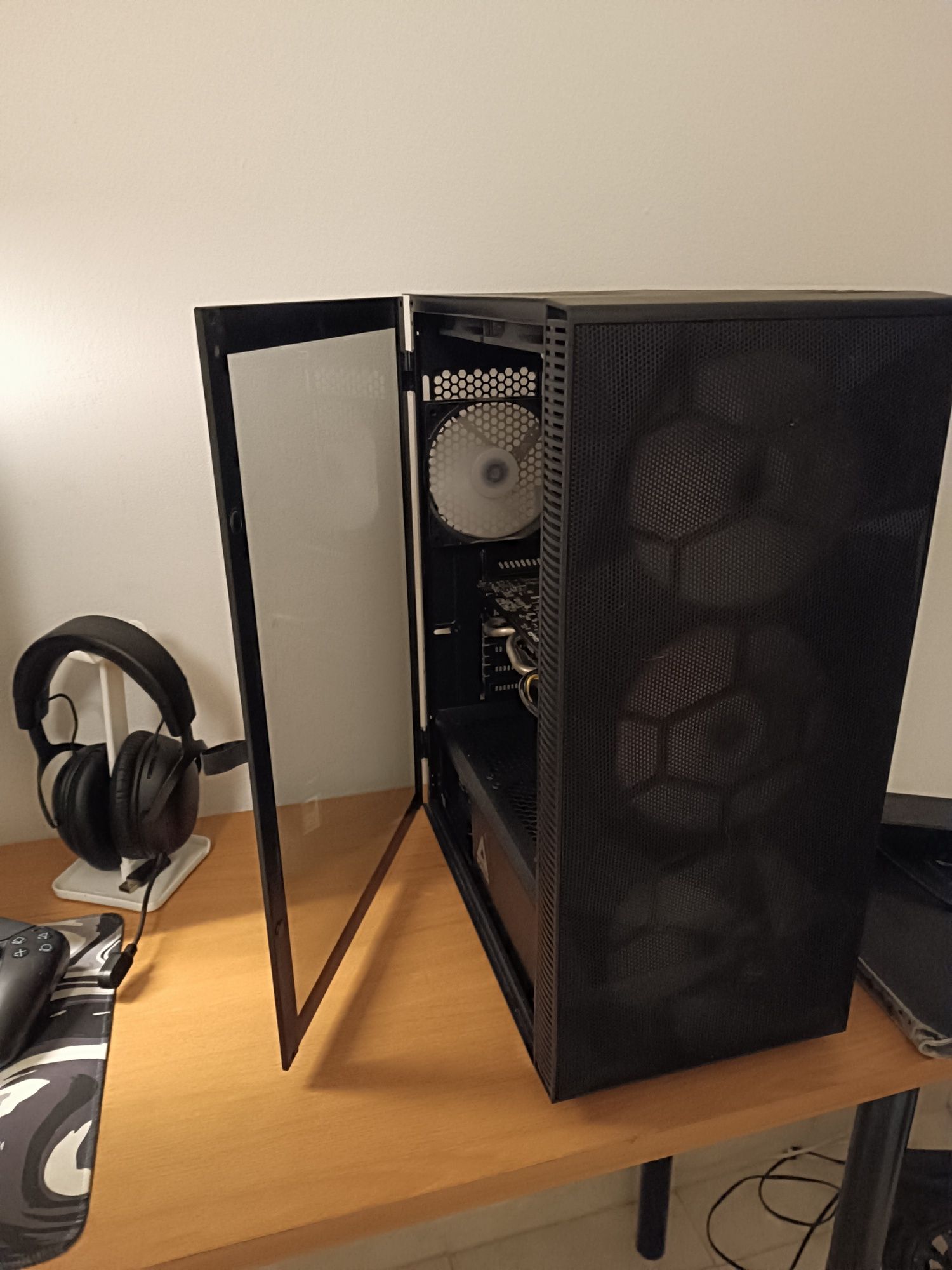 PC Gaming - i5 6600 / GTX 950 / 16GB RAM / SSD 500GB / 650W 80+ Bronze