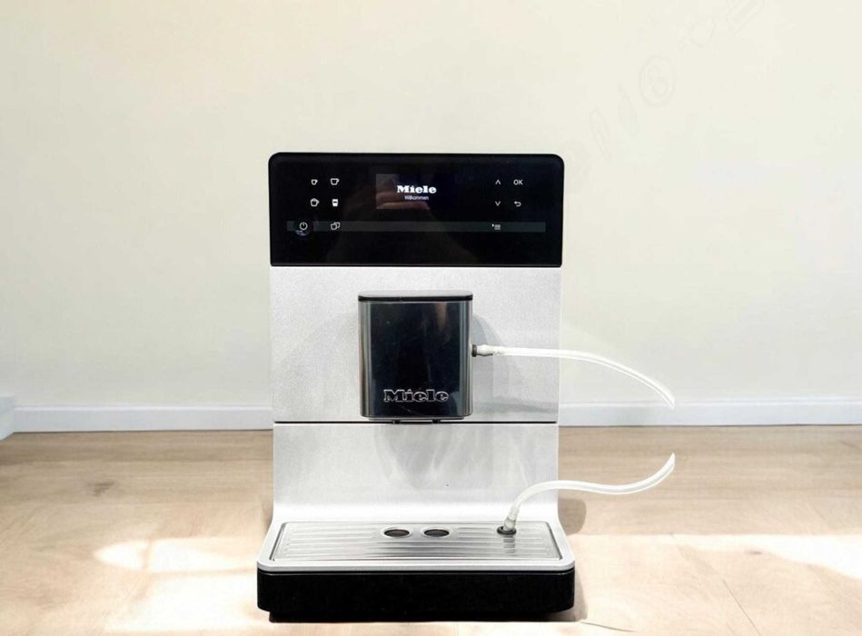 Кофемашина Miele CM 5510 Black/Chrome миле