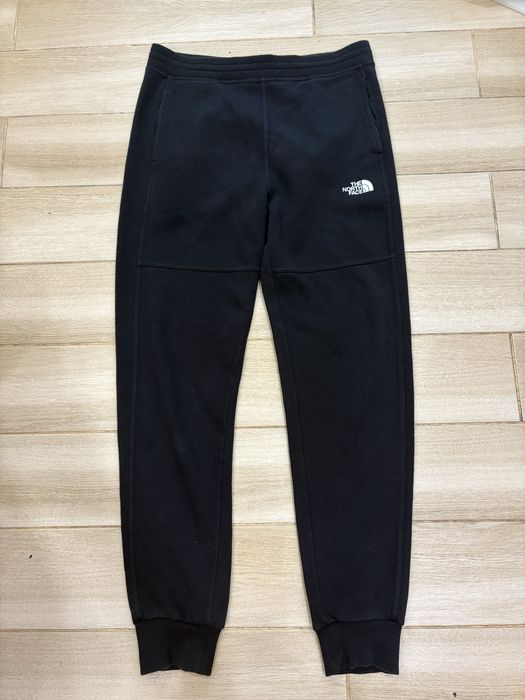 Спортивные штаны The North Face на флисе