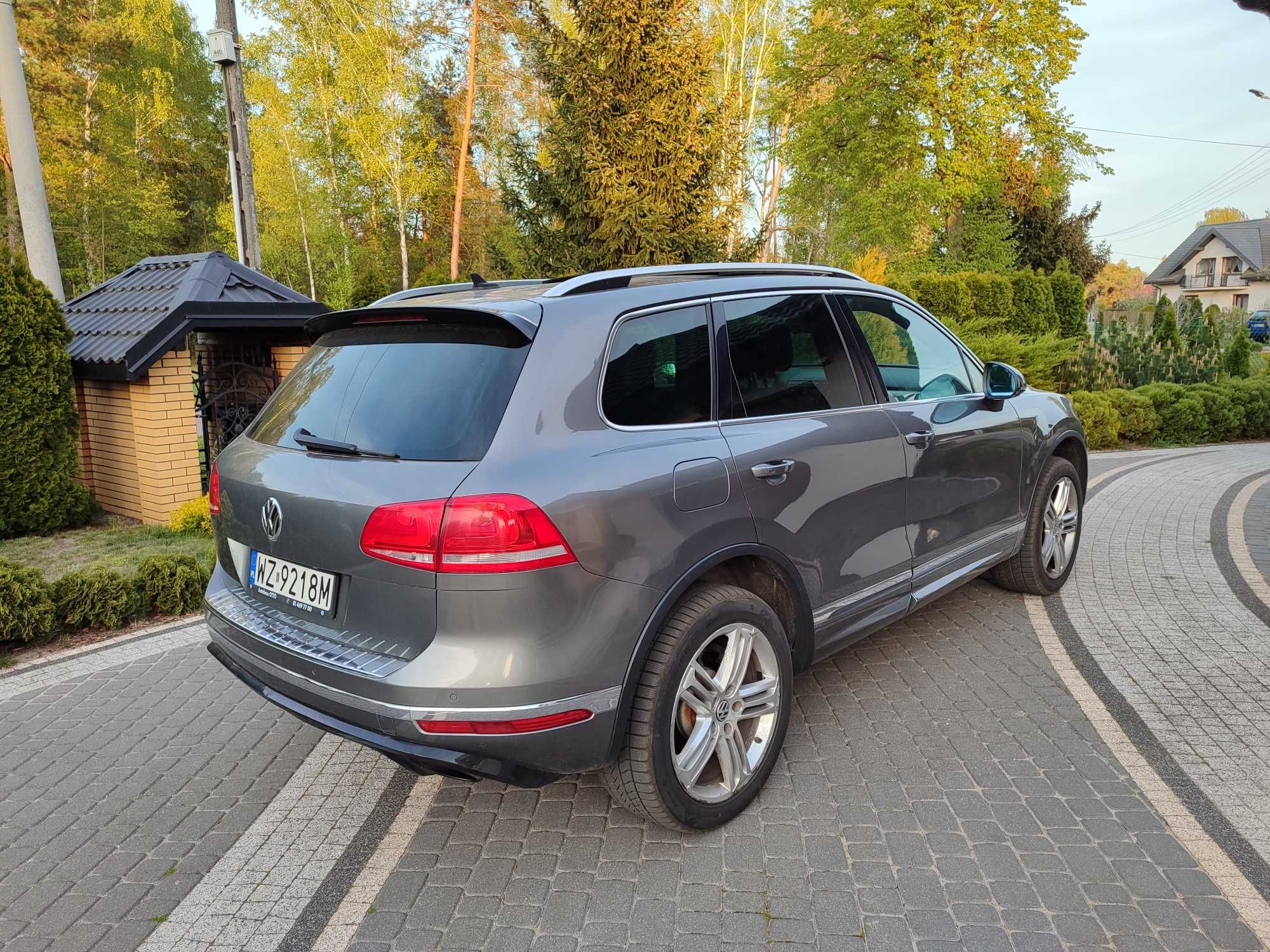 VW TOUAREG 3.0 TDI R-line Salon PL 2015 r 260 km 4x4 fv23%