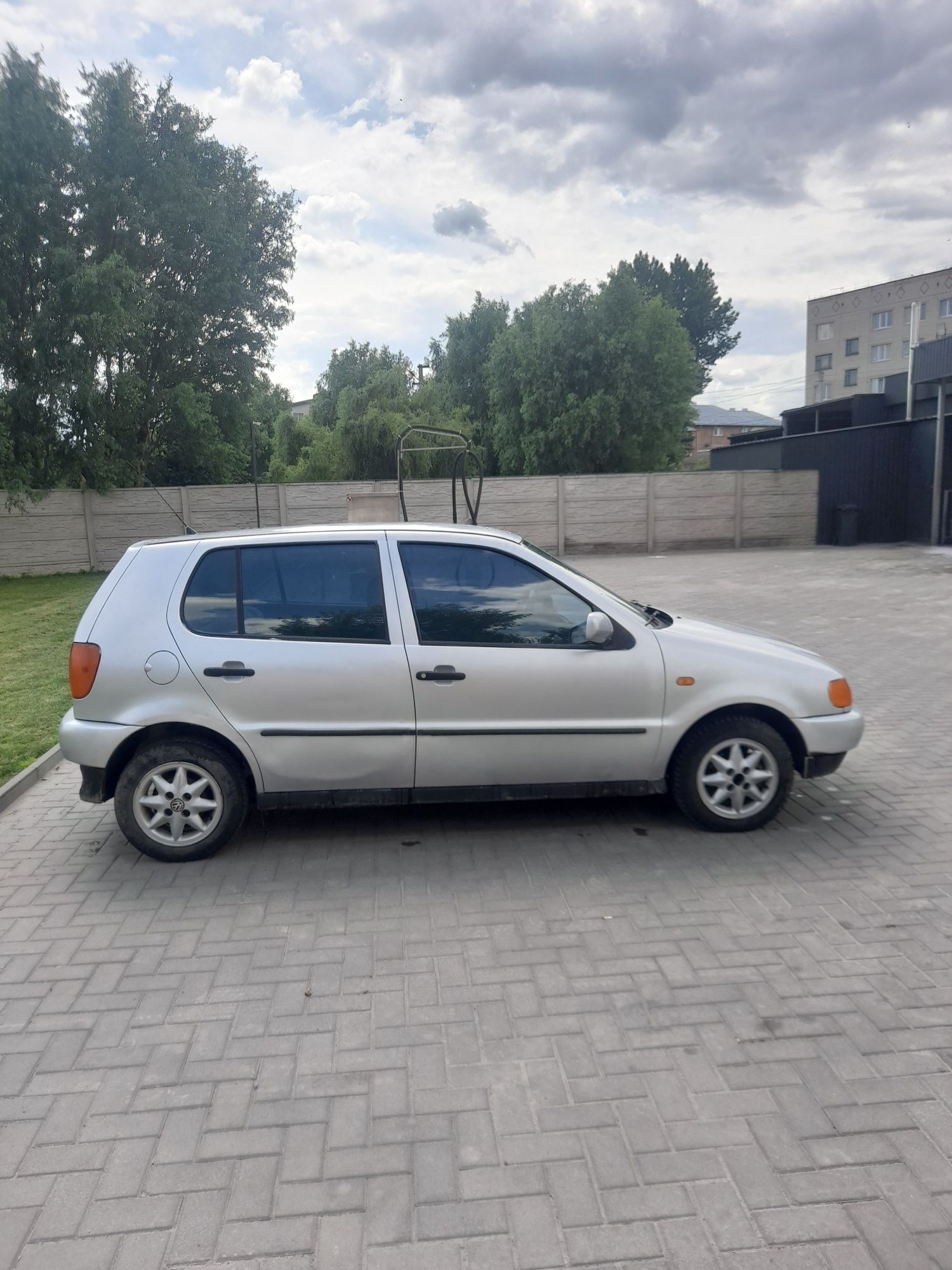 Продам автомобіль фольксваген