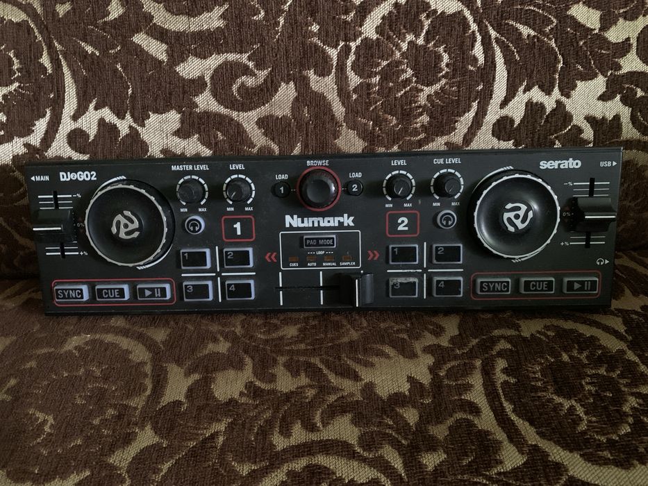Numark DJ2GO2 dj controller