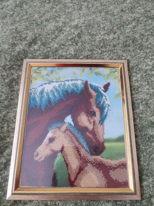 Картина вишита бісером "Коні"
