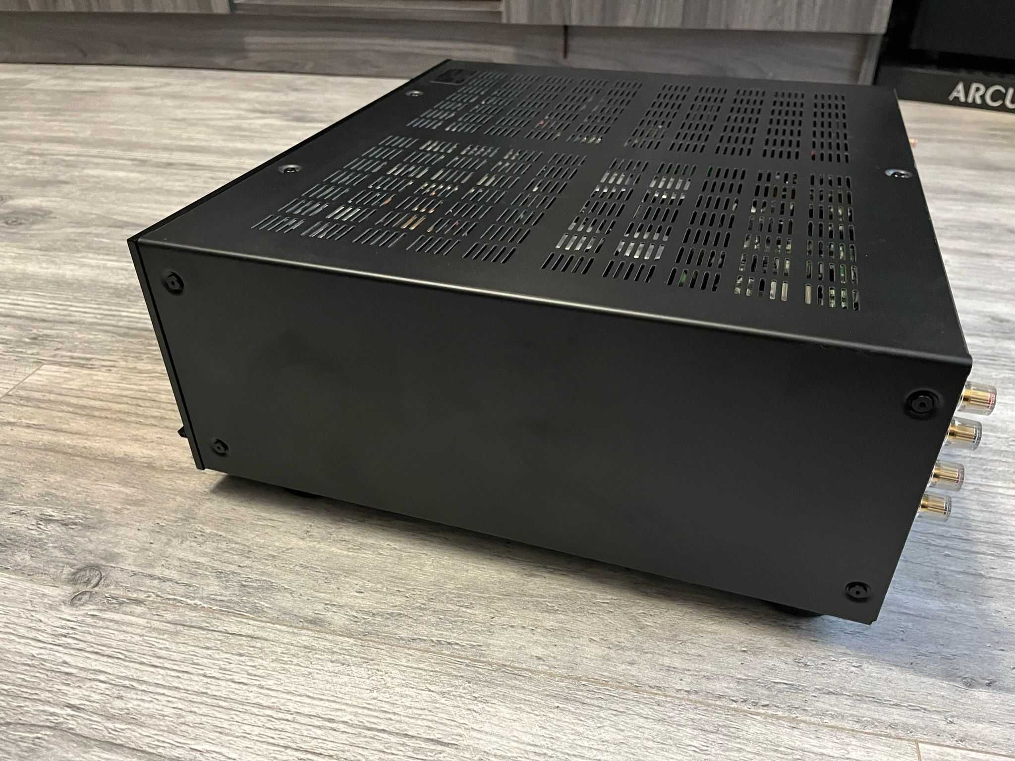 wzmacniacz onkyo A9070