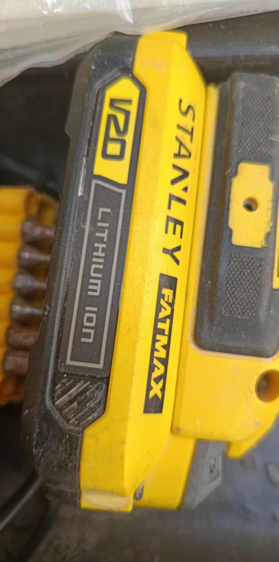 Aparafusadora Stanley Fatmax 18v