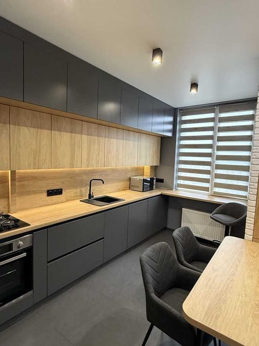 Продаж 2-кімн квартири, вул. Бігова