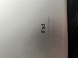 Apple iPad Air model A1475, pamięć 32GB, cellular, zbity ekran