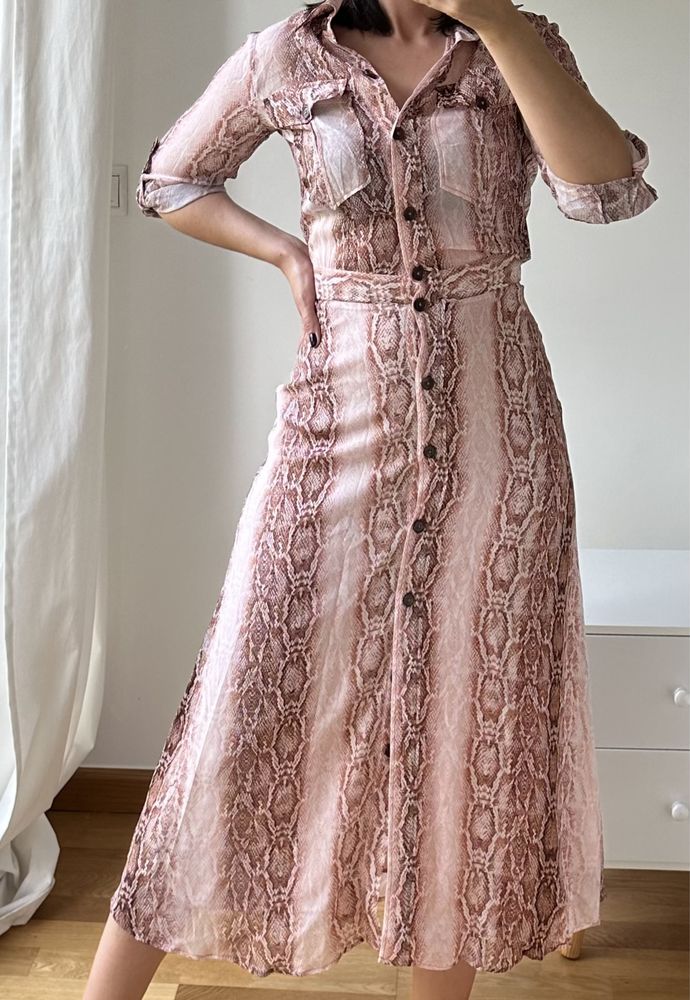 Vestido midi Massimo Dutti padrão snake rosa