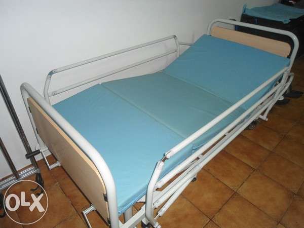 Cama articulada Manual usada