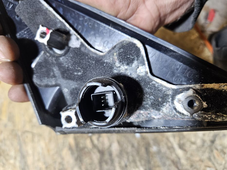 Lusterka Bmw E90 E91 E92 E93 Lift lewe prawe 354 titansilber 3 pin lus