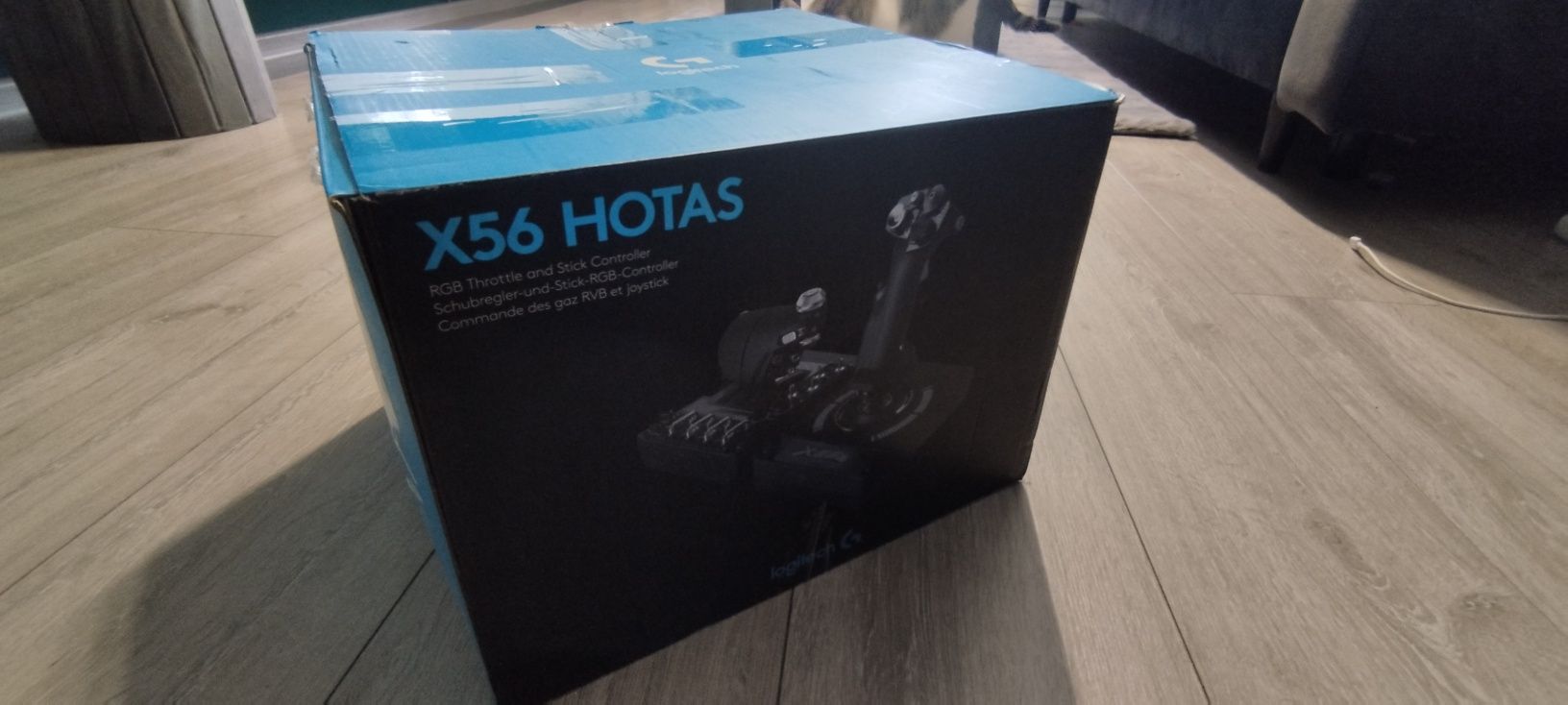 Logitech X56 HOTAS + uchwyty do biurka