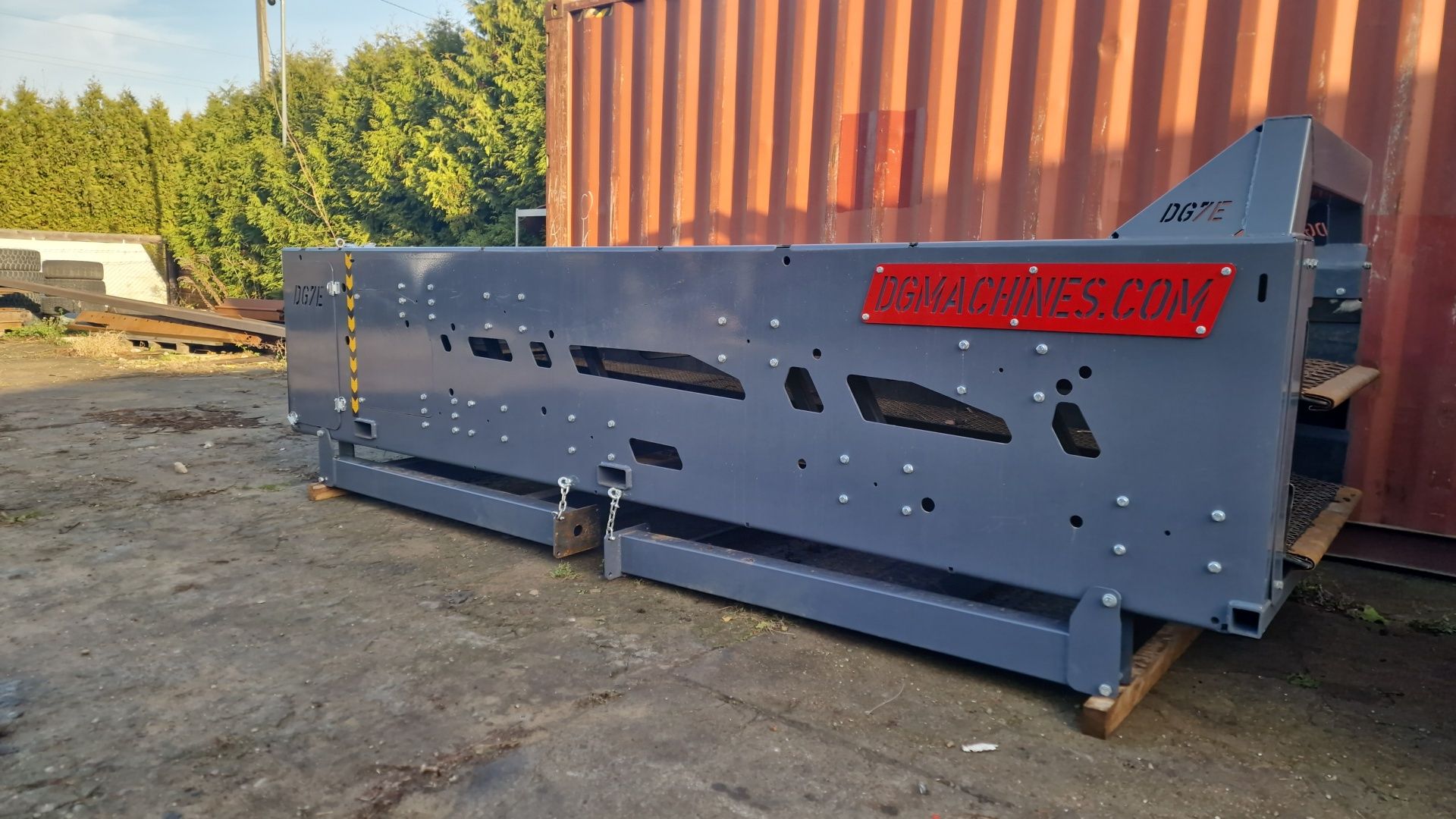 Przesiewacz DG07, DG MACHINES producent przesiewaczy, elektr/spalinowy