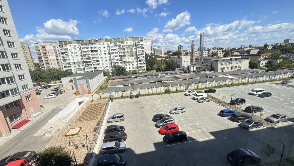 Ціна Місяця в ТРЕТІЙ секції, в Якій вже живуть