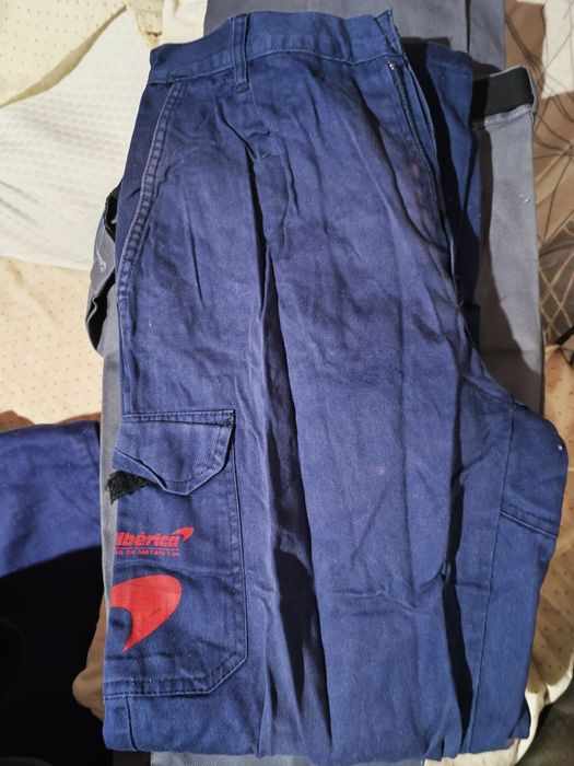 Vendo roupa para trabalho