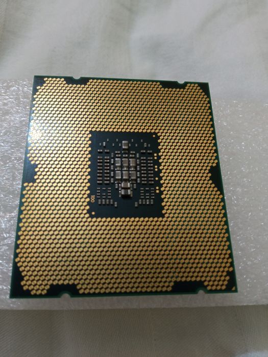 Продам процессор Xeon E5 - 1620