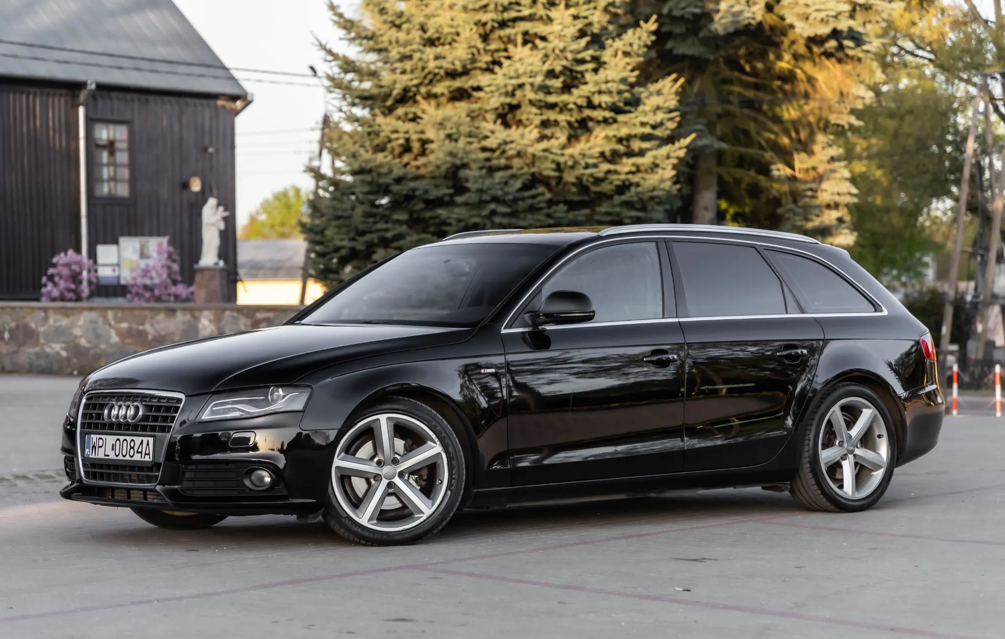 Audi A4 B8~S line~Navi~Alcantara. Czujniki cof~Ledy!!!