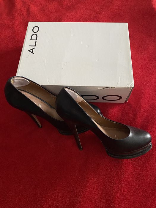 Sapatos pretos 40 Aldo