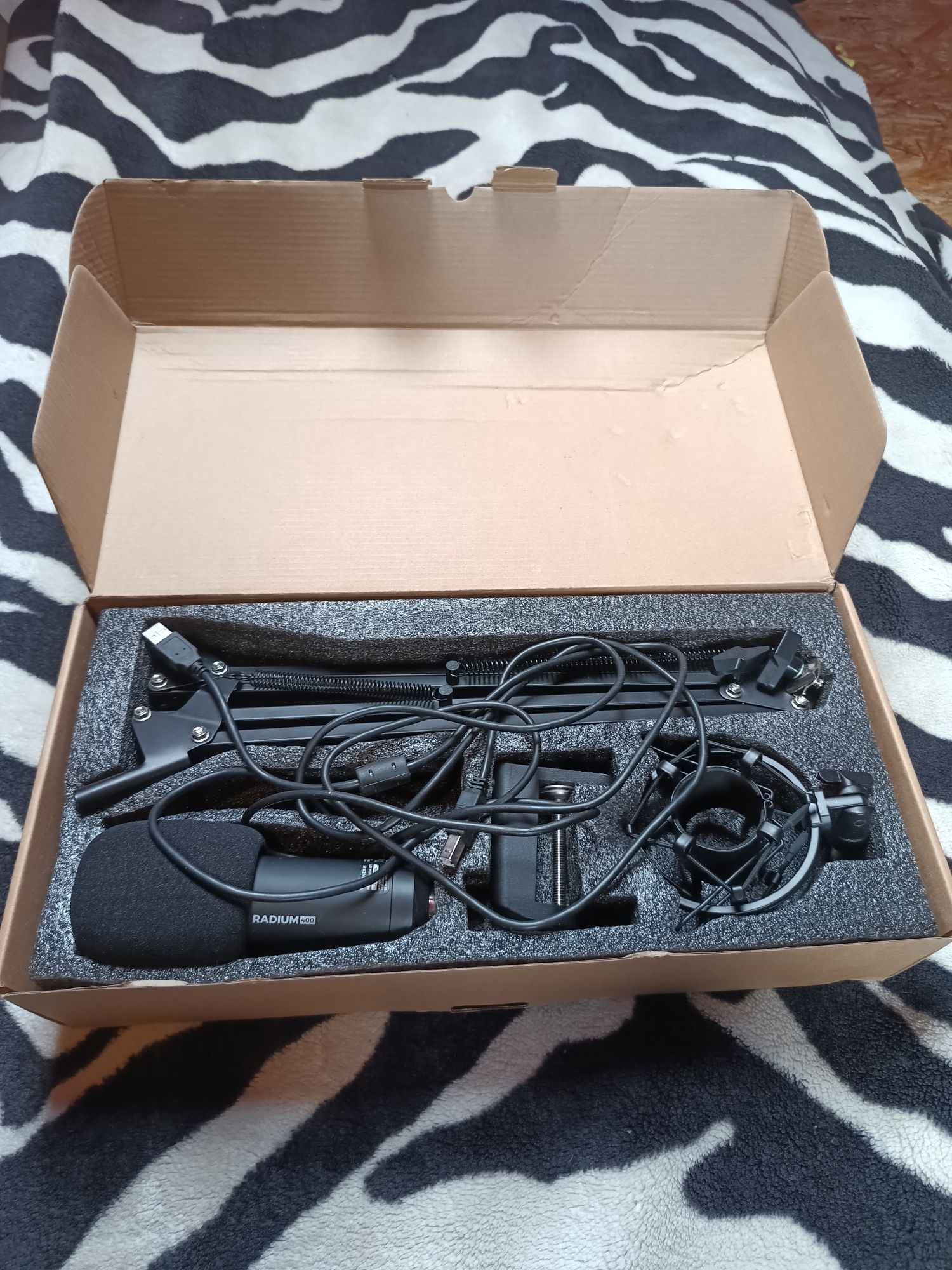 Mikrofon studyjny Genesis Radium 400