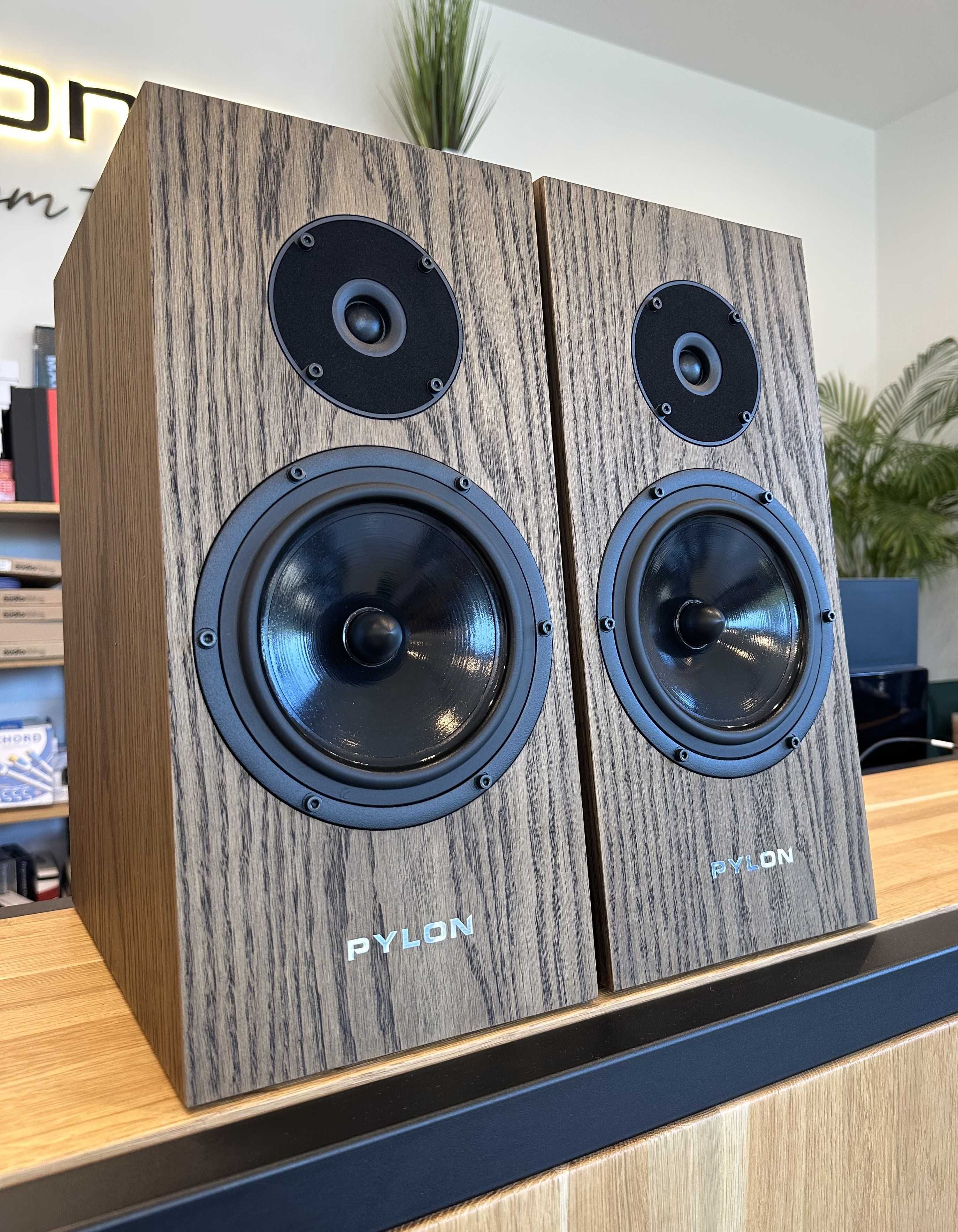 Pylon Audio Diamond Monitor 18 MKII kolumny podstawkowe nowe OUTLET