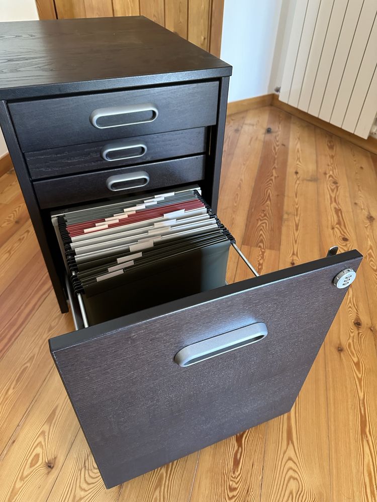 Bloco de gavetas Galant Ikea