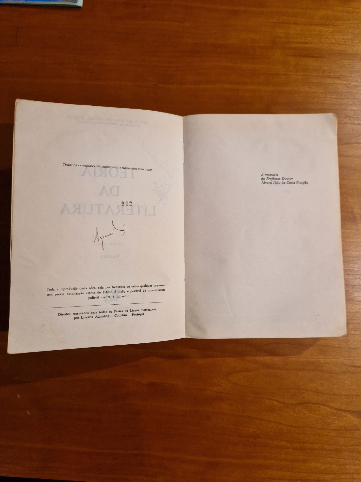 Livro "Teoria da Literatura", Vítor M. Aguiar e Silva