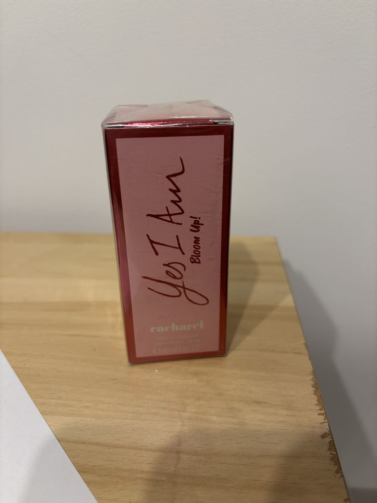 Cacharel Yes I Am Bloom Up! 30 ml woda perfumowana