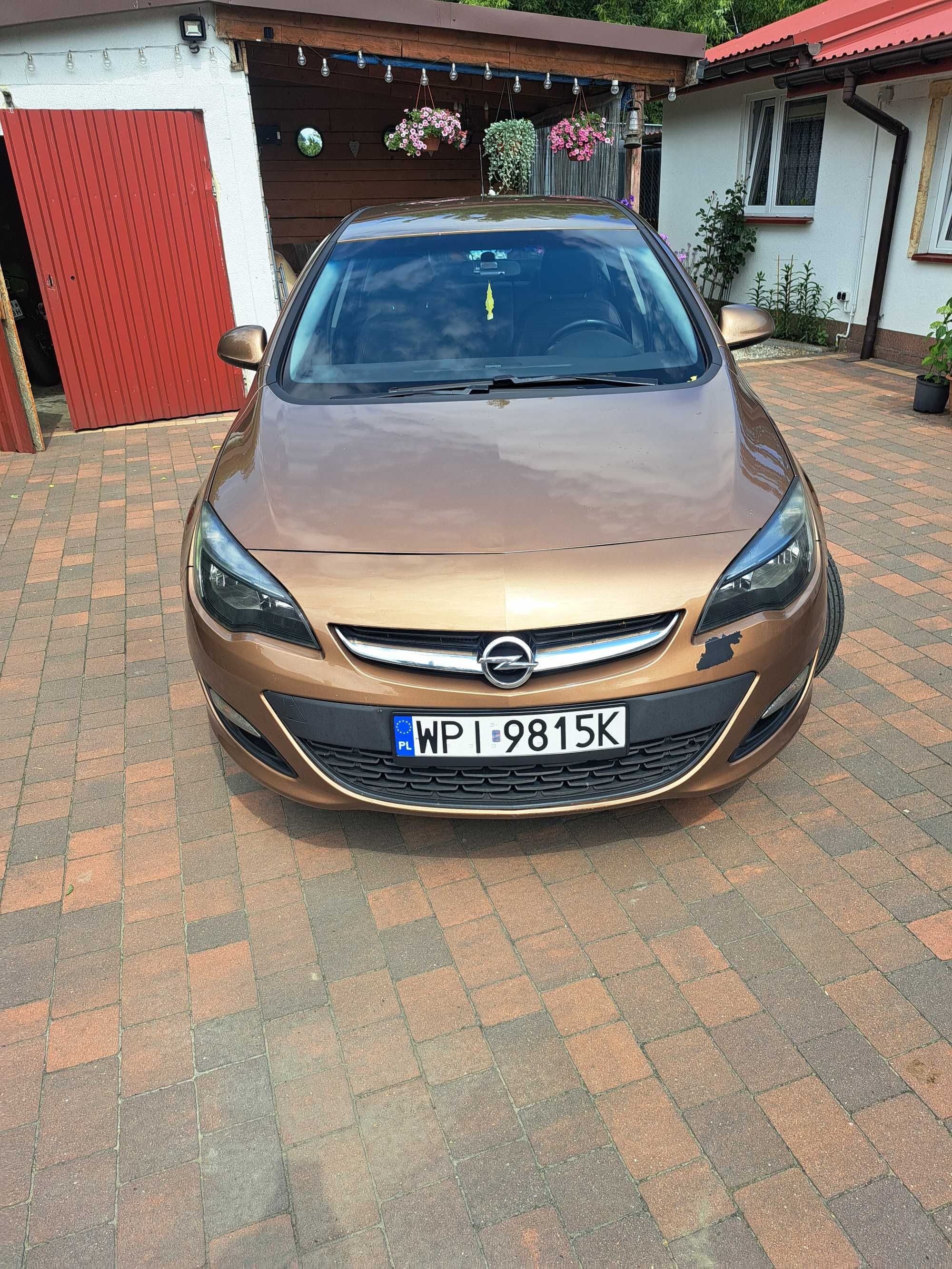 Sprzedam opel astra 2016
