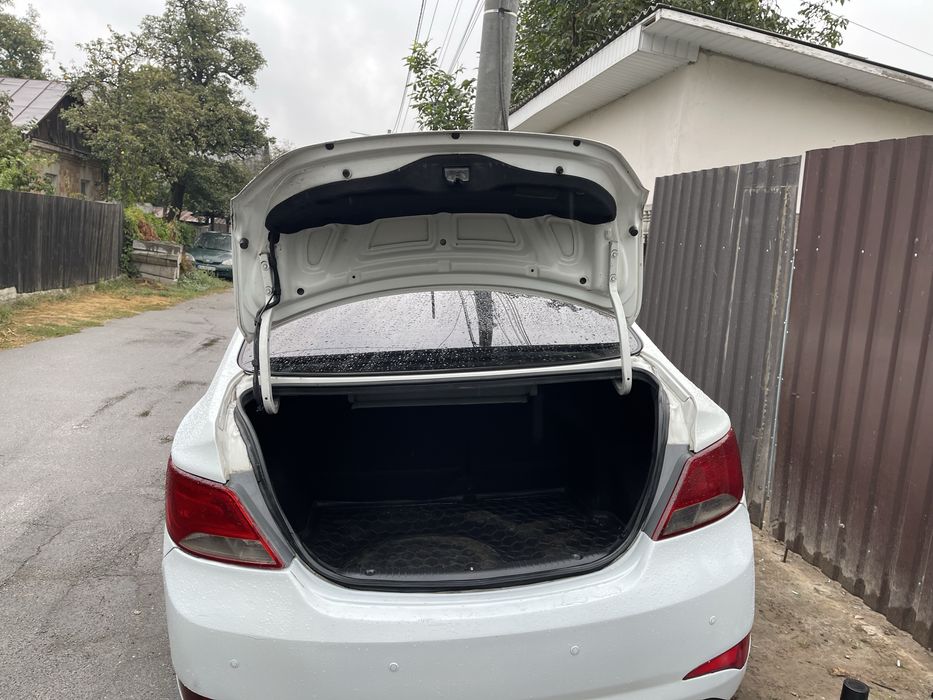 Продам автомобиль полностью на ходу