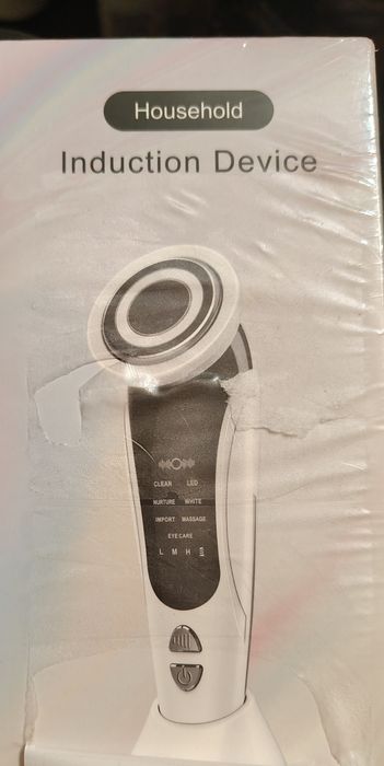 Urządzenie do pielęgnacji twarzy