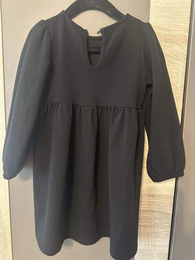 Sukienka z falabankami H&M