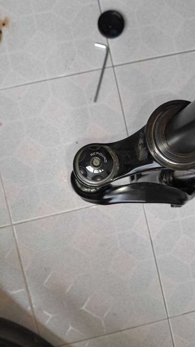 Вилка RST dirt RA 100mm