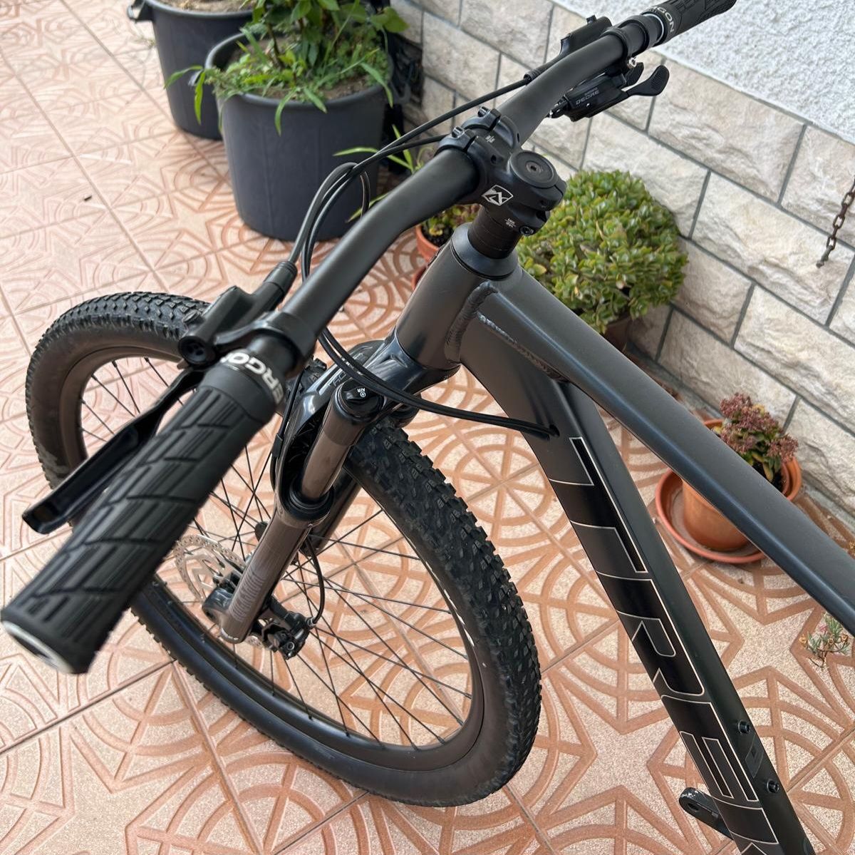 TREK X-Caliber 8 2023