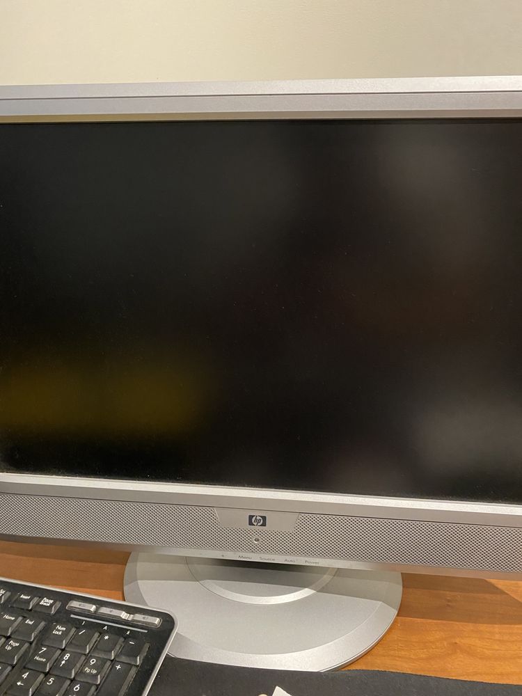 Monitor HP 20555 SH249 w20